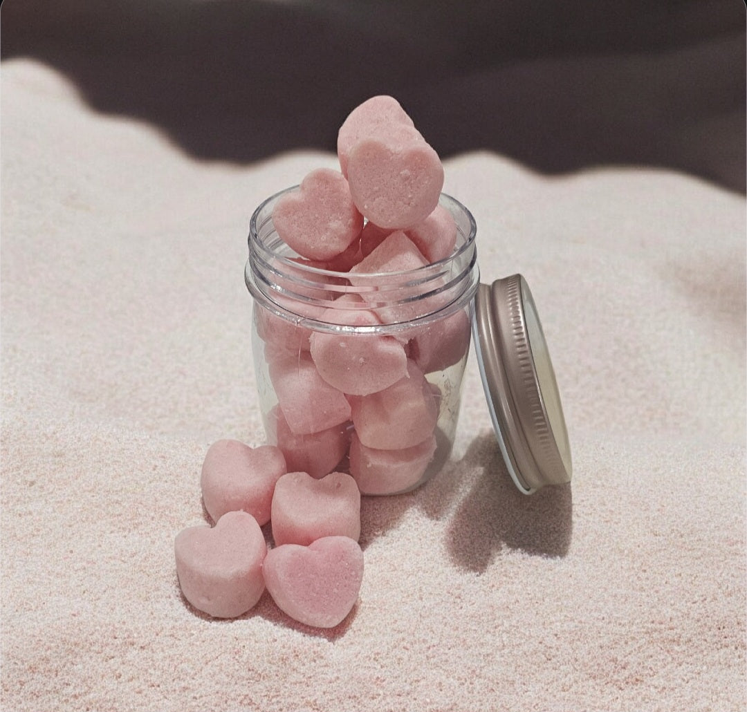 Foaming scrub tablets